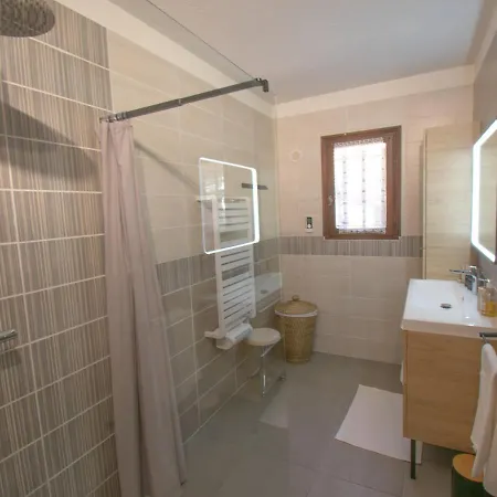 Cannes Mandelieu, Ma Rosa, 160m2, 4ch, Piscine, Ac Villa Mandelieu